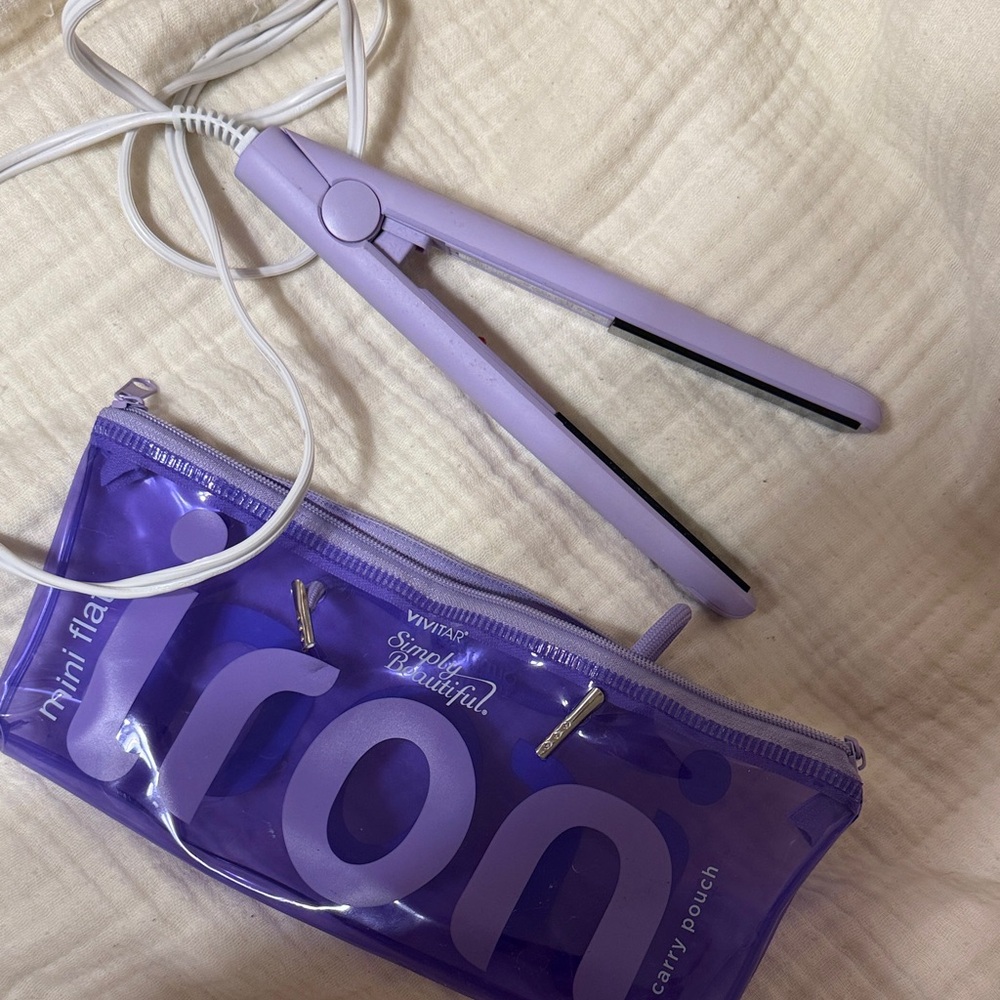 Mini Flat Iron - Picture 3 of 5